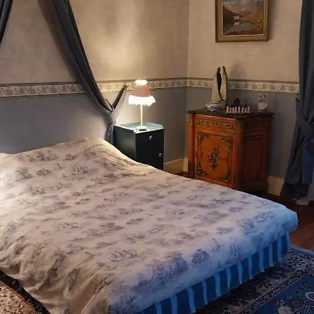La Chambre Bleue *